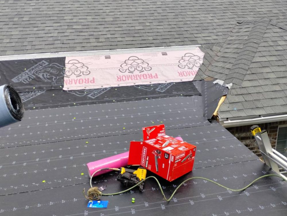 Roofing Installation for Red River Roofing and Renovations in Bowling Green, KY