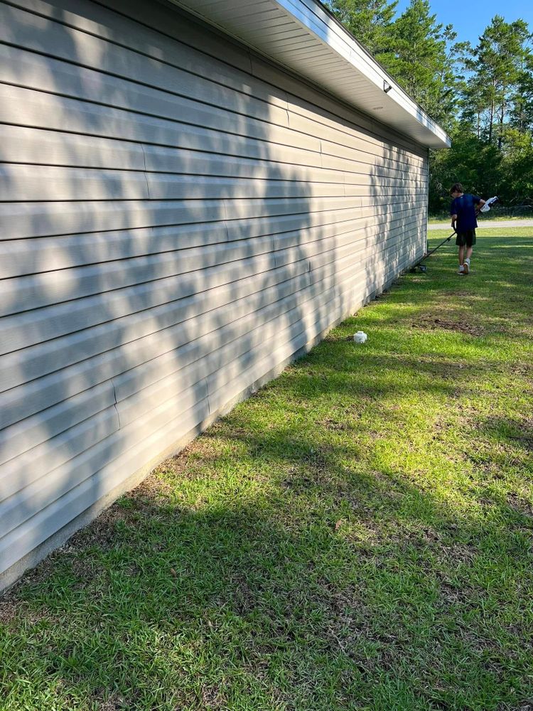 Landscaping for Joseys Lawn and Tree Care in Chipley, FL