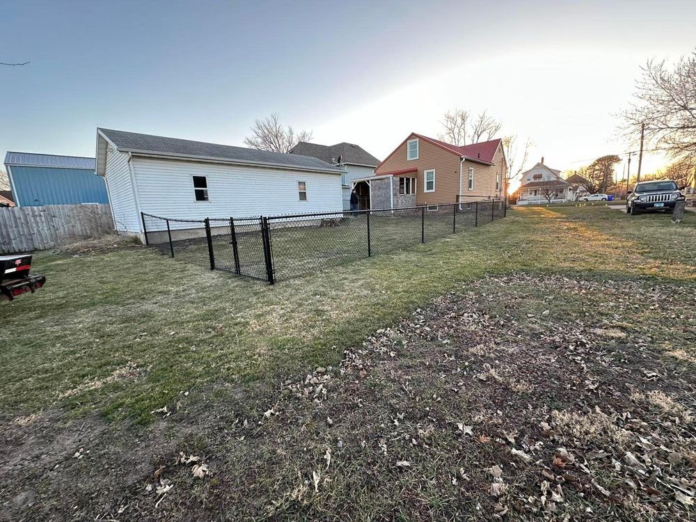 Fence Installation for Illinois Fence & outdoor co. in Kewanee, Illinois