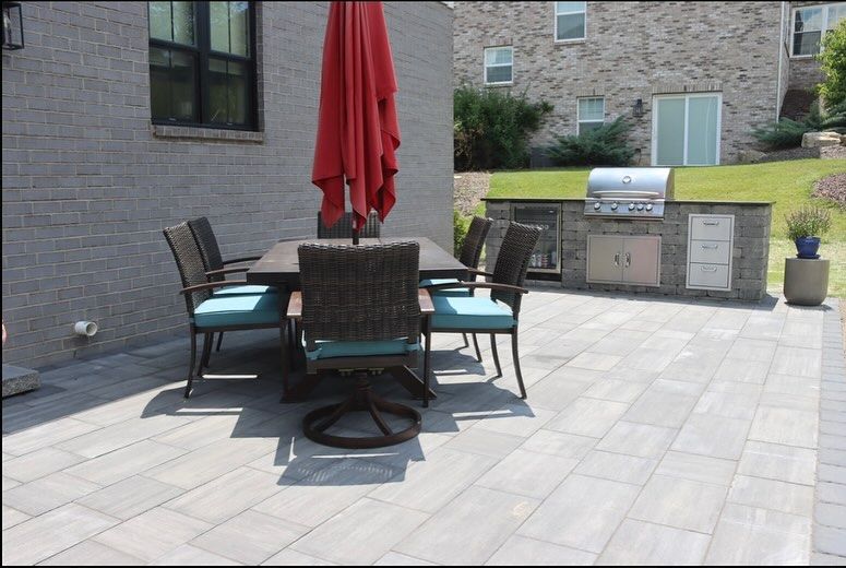 Outdoor Kitchens & Living Spaces for Henney’s Custom Hardscapes in Canonsburg, PA