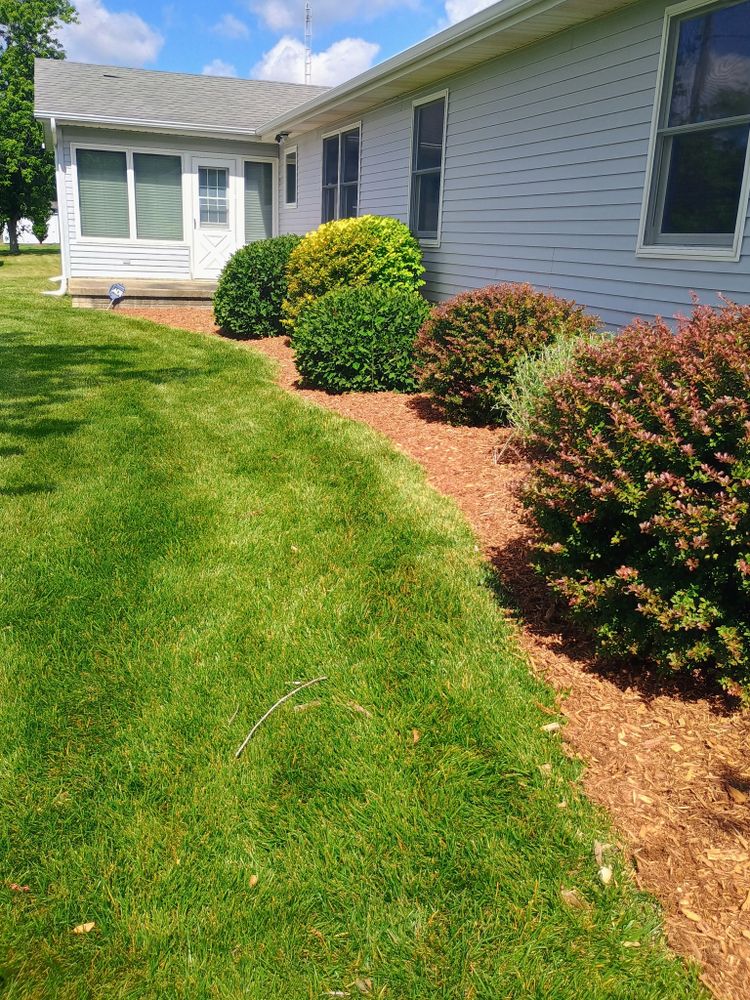 All Photos for R&M Lawn Control in Defiance, OH