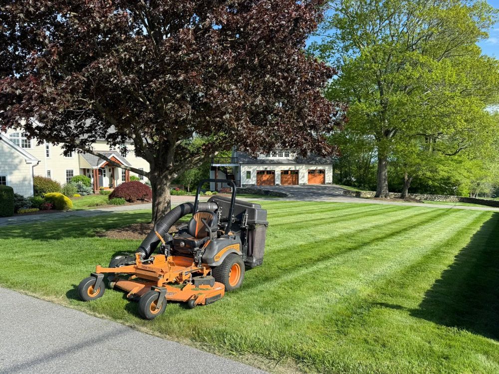 All Photos for Navedo’s Lawn Care LLC in Putnam, CT