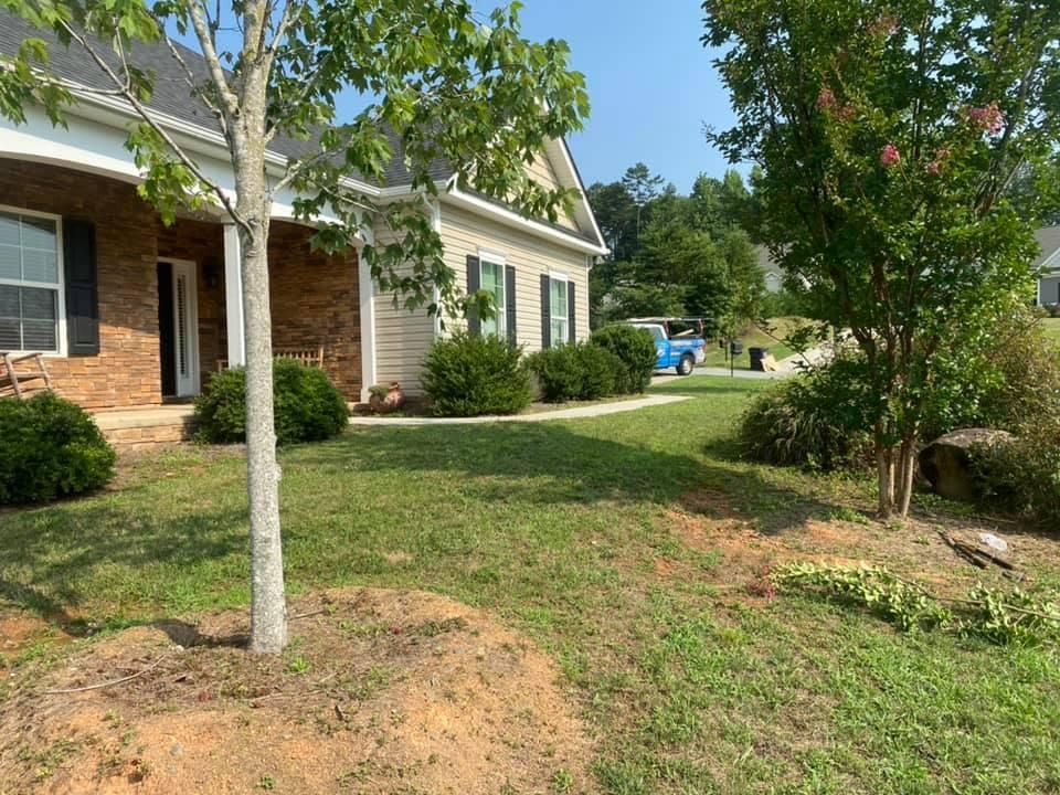 Mulching for America's Top Pick Lawn & Landscaping in Gastonia, NC