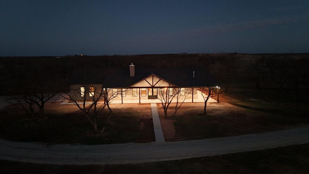 All Photos for Reaves Custom Homes LLC in Jacksboro , TX