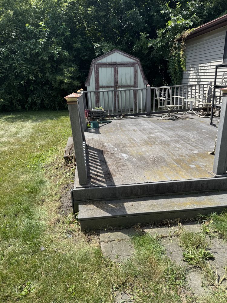 Landscaping Lawn Care for Daugherty's Tough Lawn Care in Essexville, MI