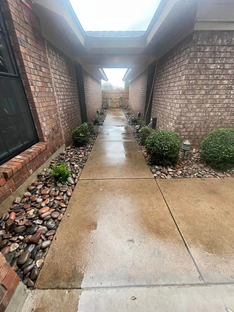 All Photos for Mora’s Lawn Services in Crowley,  TX