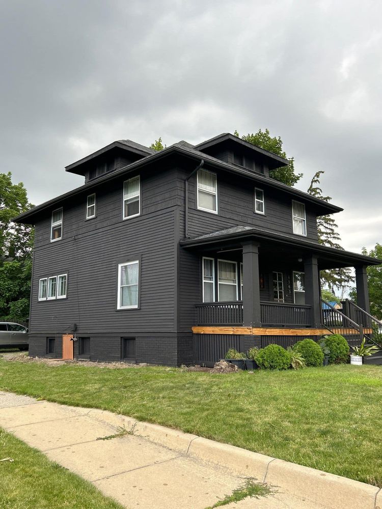 Exterior Painting for Start to Finish Painting in Saginaw County, MI