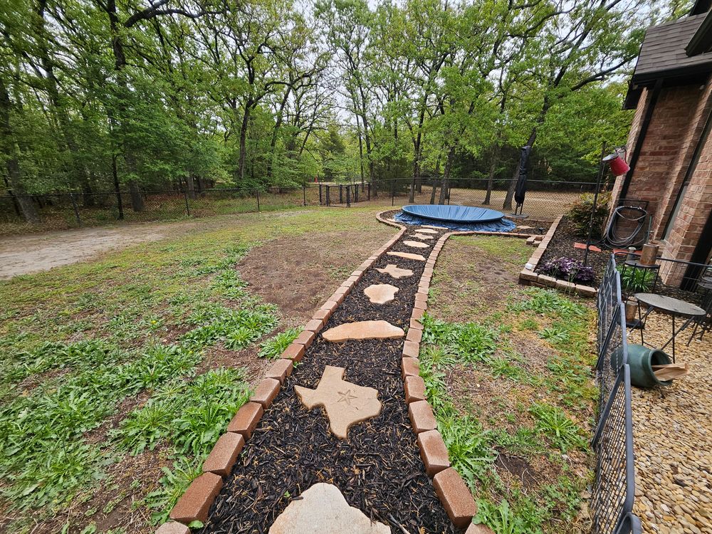 All Photos for Ornelas Lawn Service in Lone Oak, Texas