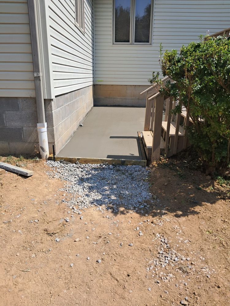 Concrete pad and Grill Hut for Dead Tree General Contracting in Carbondale, Illinois