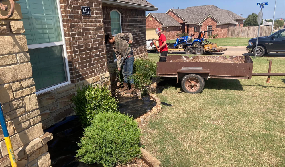 Winding Creek Construction & Landscaping team in Mcloud, OK - people or person