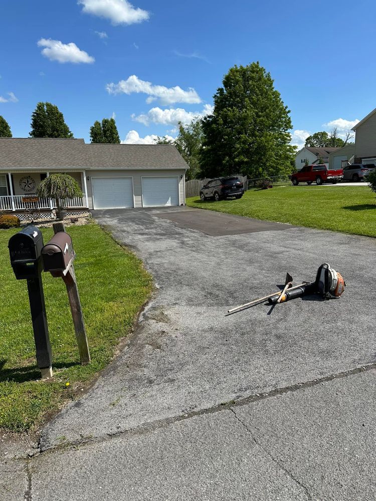 Asphalt for Metzler Paving and Sealcoating in Jacksboro, TN