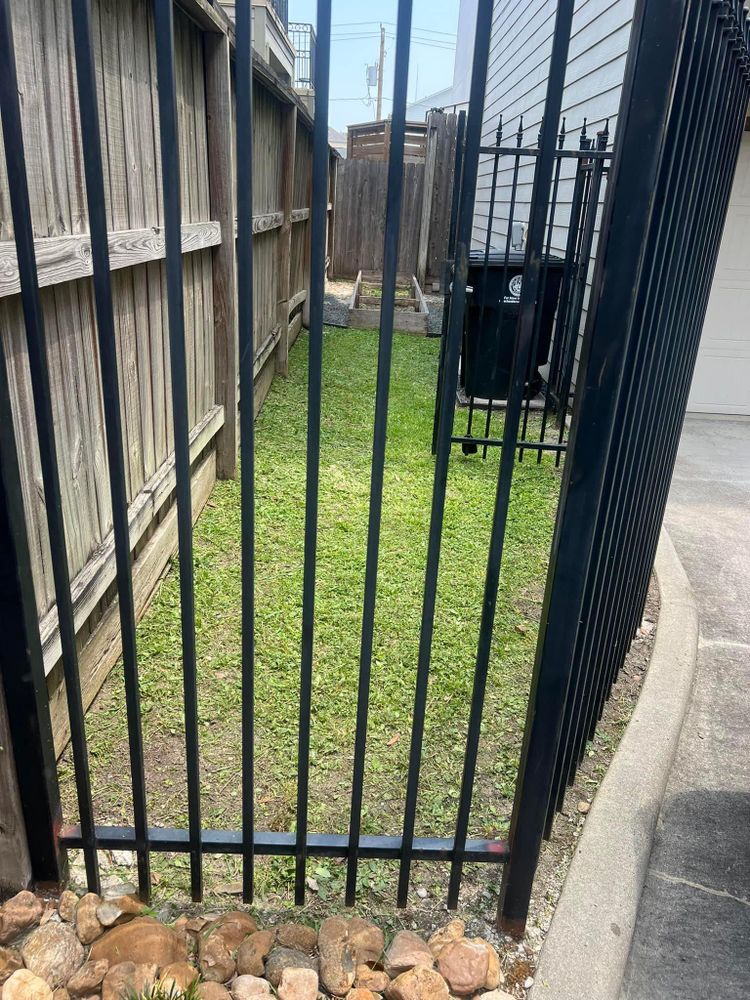 All Photos for Bobby’s lawn services in Baytown, TX