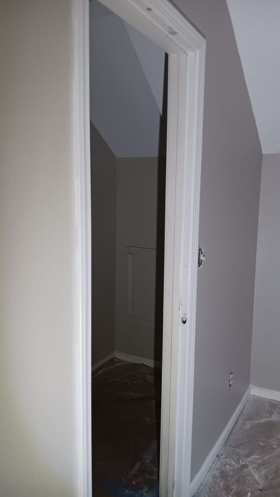 Fence and Full Home Interior Painting and Drywall repair for Dead Tree General Contracting in Carbondale, Illinois