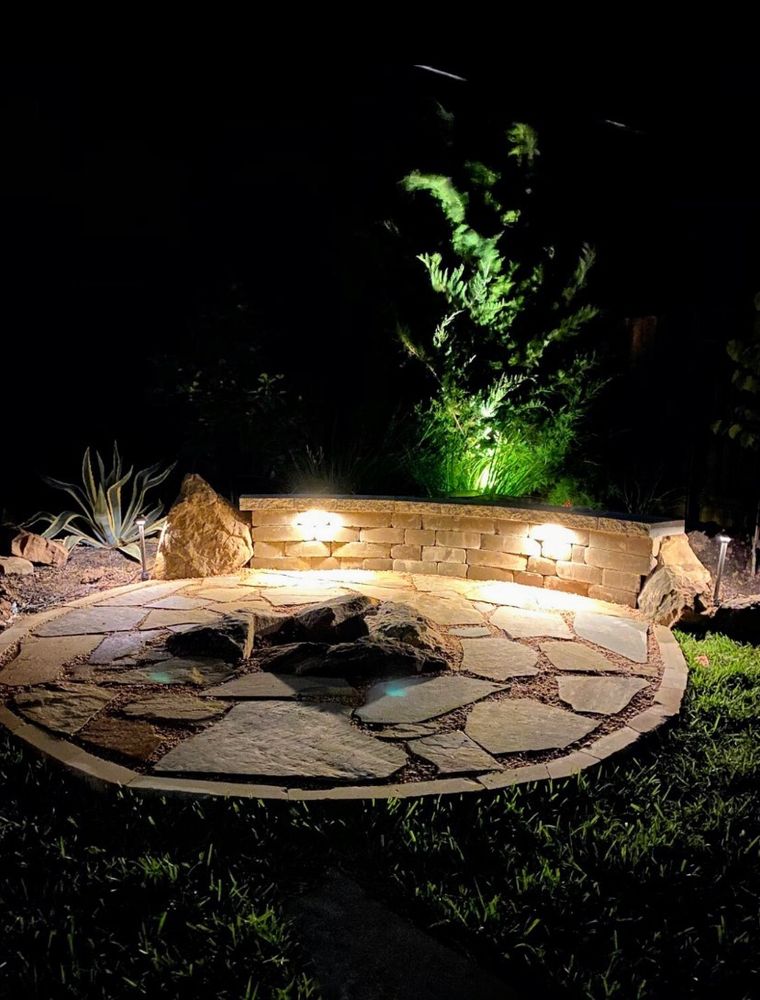 Landscaping for Atlas Land Design in Creekside Park, TX