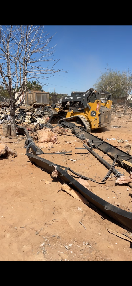 Our Demolition service efficiently prepares your property for new projects by safely removing structures and debris. Discover what land clearing entails as we ensure a clean slate for your upcoming plans. for Roughout Excavation in Vail, AZ
