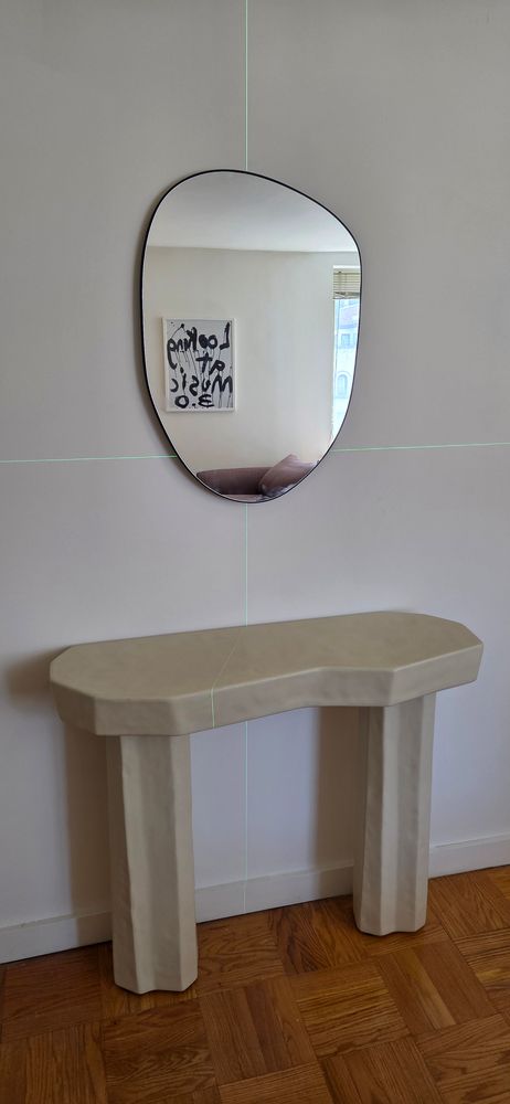 General mounting for Damon Handyman in Manhattan, NY