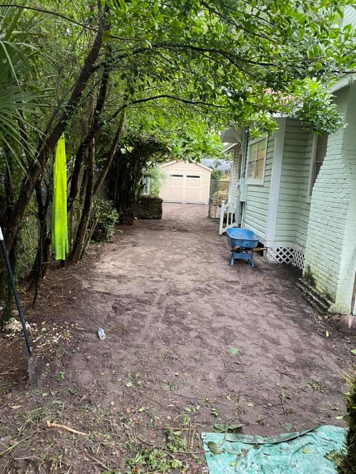 Landscaping for Nunez Concrete & Landscape LLC in Tampa Heights, FL