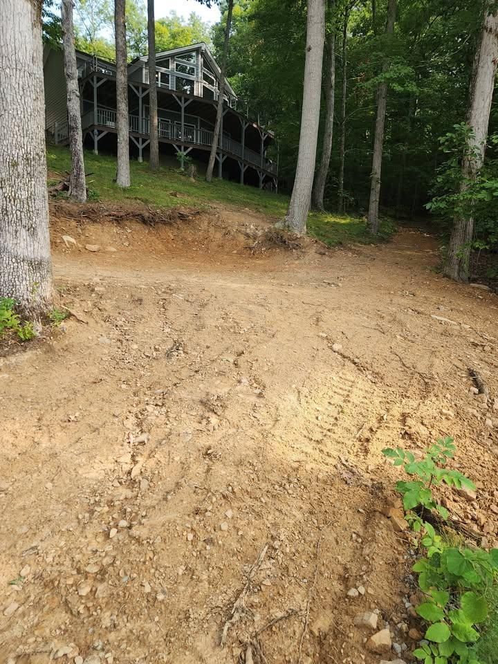 All Photos for Williams Lawn and Land in Sharps Chapel, TN