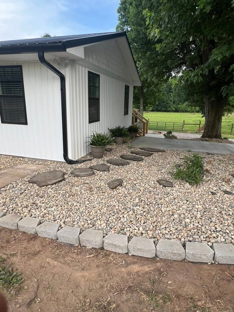 All Photos for Arnold’s Outdoor Solutions in Woodbury, TN