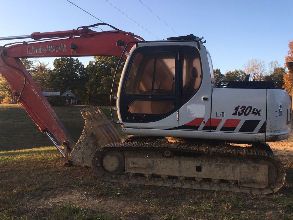 Excavating for Kidd Excavating LLC in West Liberty, KY