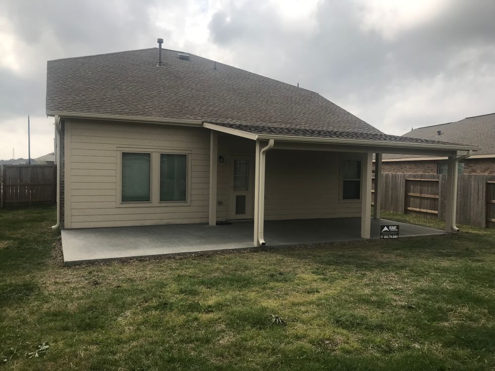 Outdoor Patio for E & E Roofing in Baytown, TX