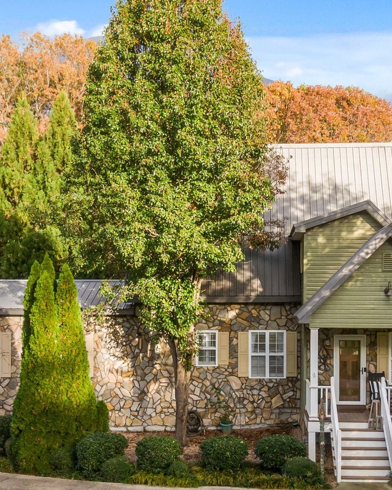 All Photos for Oakwood Tree Removal LLC in Oak Creek,  WI