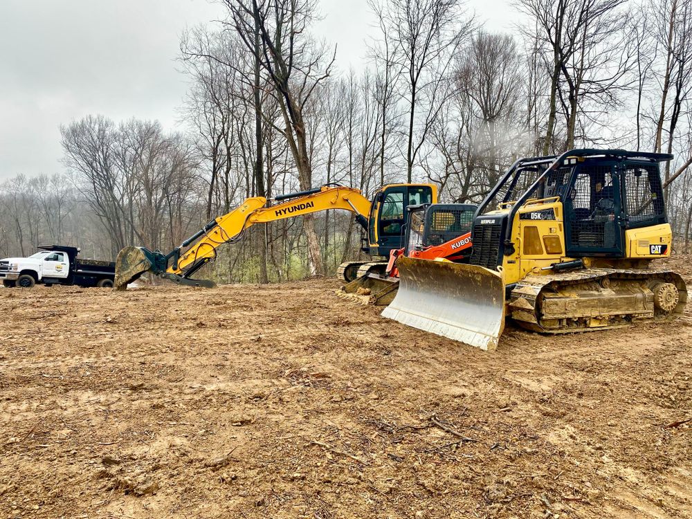 Enhance your property's foundation with our expert land grading services, ensuring proper drainage, preventing erosion, and creating a stable groundwork for any landscaping or construction projects you have in mind. for Louisville Earth Movers in Crestwood, KY