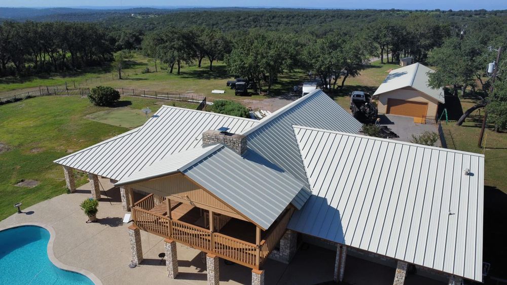 Metal roofs  for Barcenas Roofing & Remodeling in San Saba, TX
