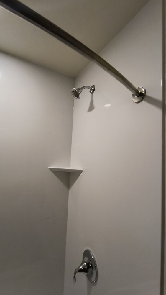 Showers for Mid-Valley Bath in Junction City, OR