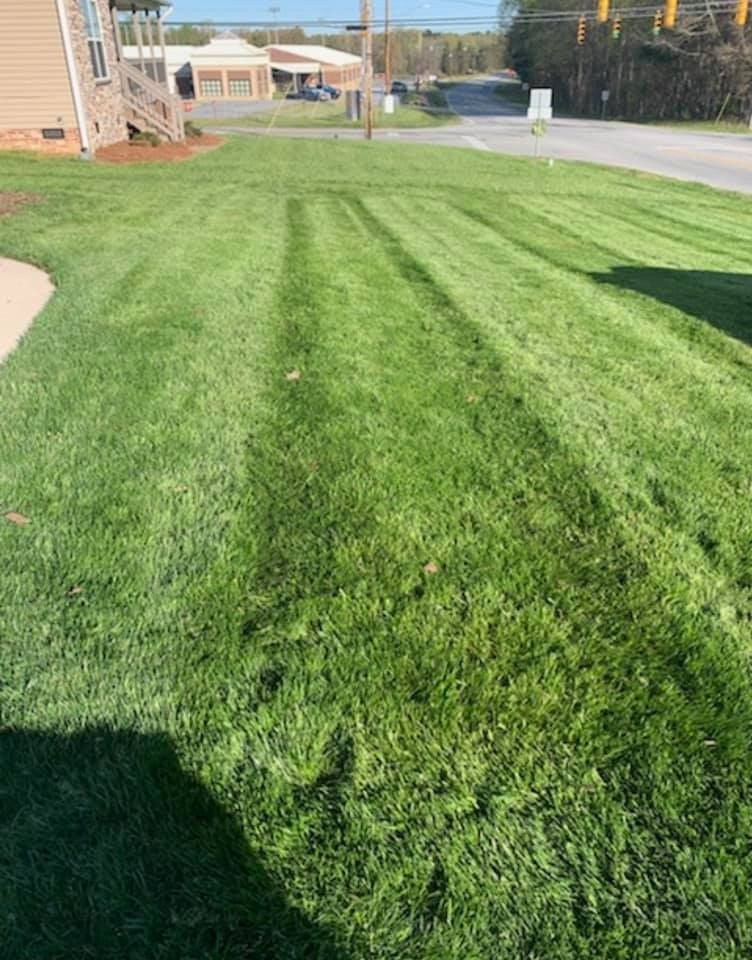 All Photos for Gallimore’s Lawn Care in Thomasville, NC