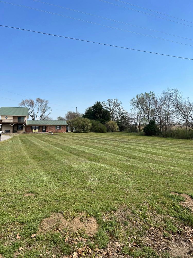 Landscaping  for Zac’s Lawn and Landscaping in Fort Smith, AR