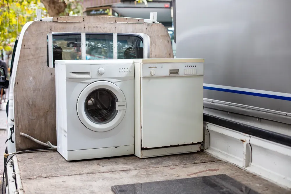 Streamline your outdoor space with our Appliance Removal service. We safely and efficiently remove unwanted appliances, enhancing your landscape's beauty while ensuring proper disposal and environmental responsibility. Enjoy a clutter-free yard today! for Happy Jack's Junk Removal in Abington, MA