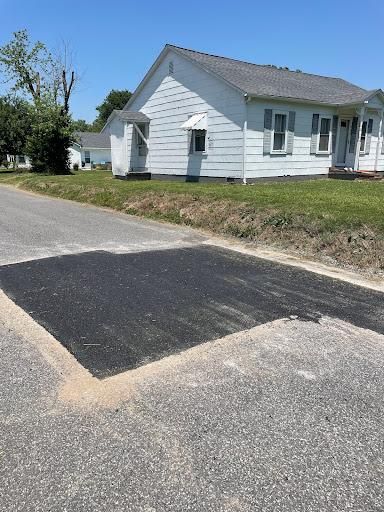 Asphalt Sealcoating for Clear Choice Asphalt Services  in Paducah, KY