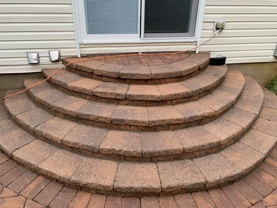 Pressure Washing & Soft Wasching for Five Star Pro Exteriors in Philadelphia, PA