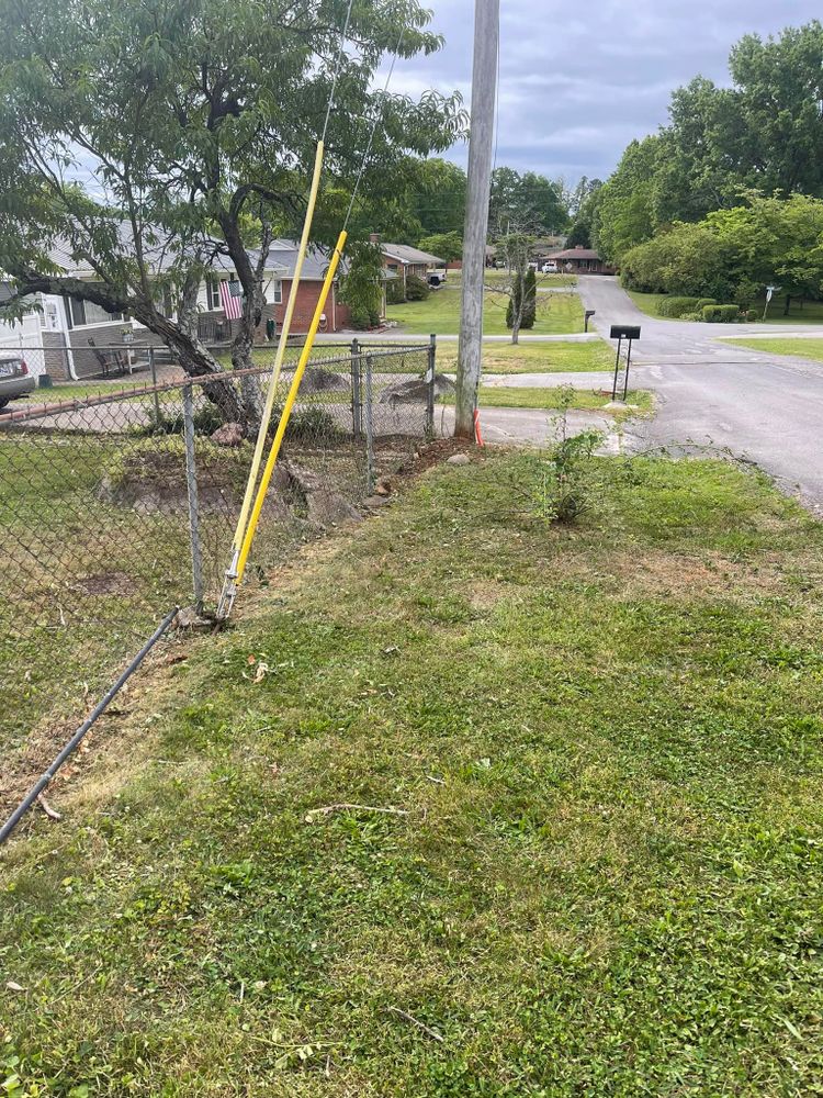 Lawn care and Landscaping for R&M Property Maintenance in Blount County, TN