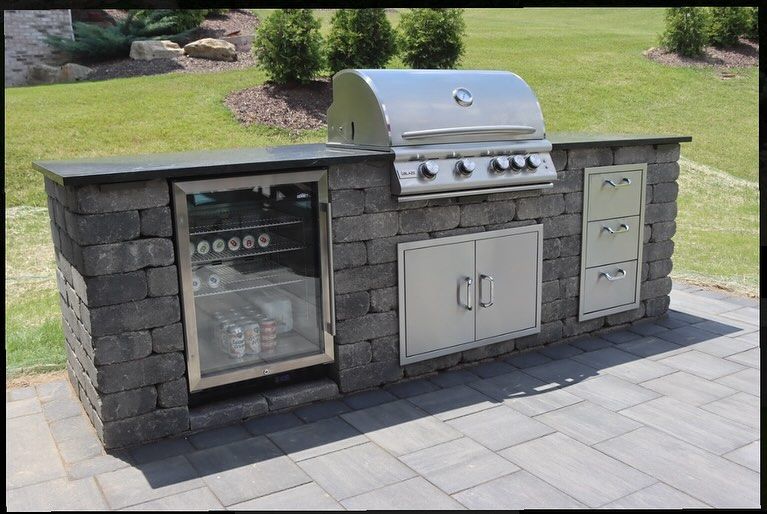 Outdoor Kitchens & Living Spaces for Henney’s Custom Hardscapes in Canonsburg, PA