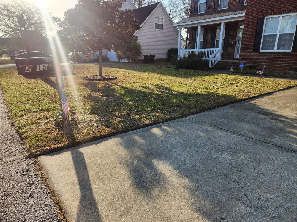 Driveway Grading for South Montanez Lawn Care in Fayetteville, NC