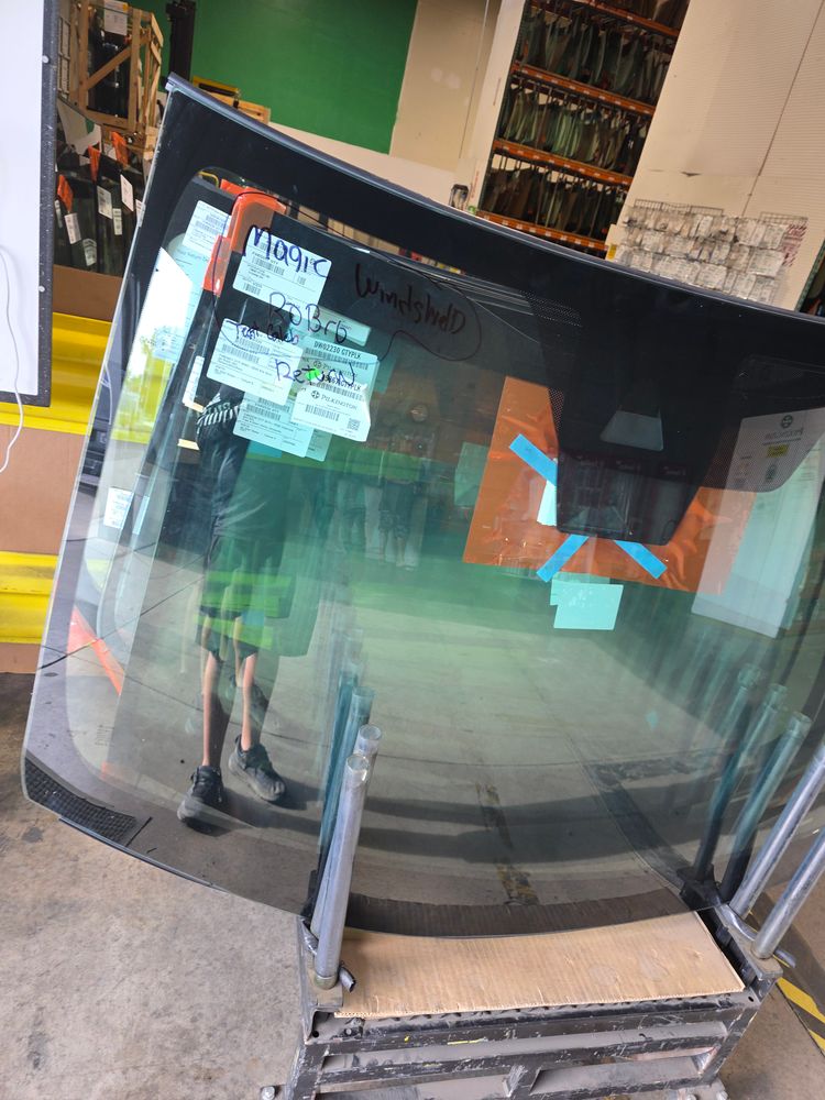 All Photos for Cals auto glass llc in Phoenix, AZ