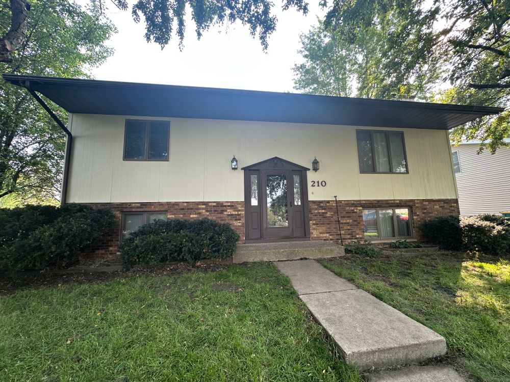 Exterior Painting for Kneeland Painting LLC in Rochester, MN