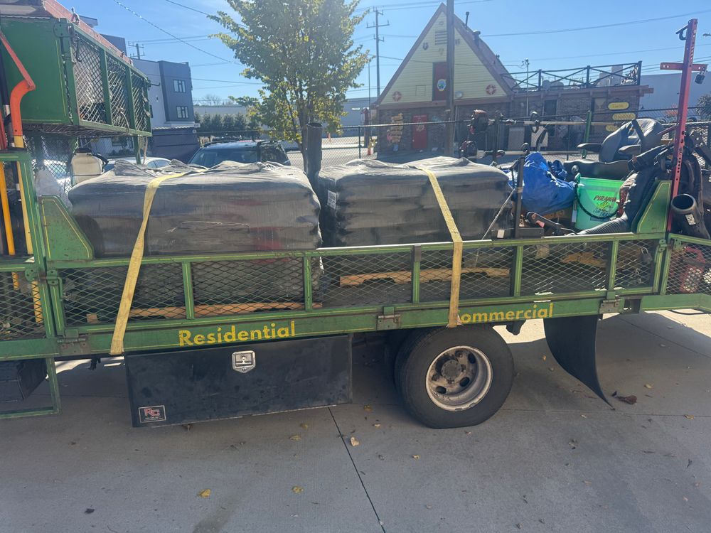 Mowing for The Right Price Right Choice Lawn Care Services in Murfreesboro, TN