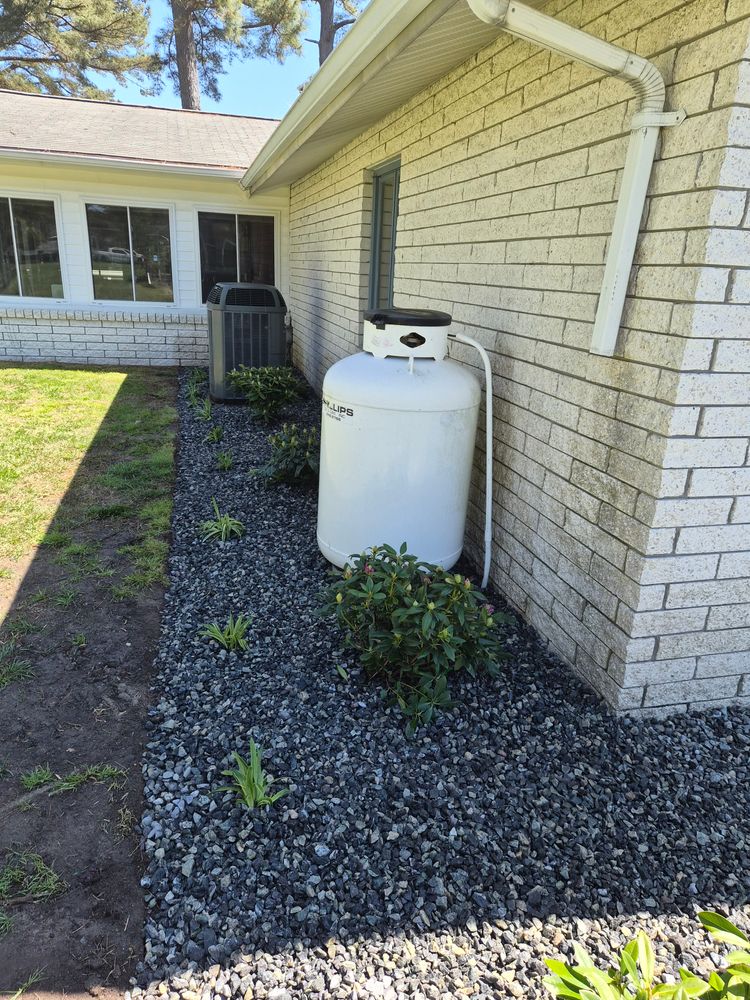 All Photos for 4 Points Lawncare LLC in Hayes, VA