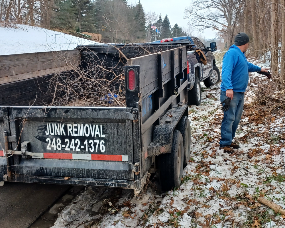 Haul Away for Blue Eagle Junk Removal in Oakland County, MI