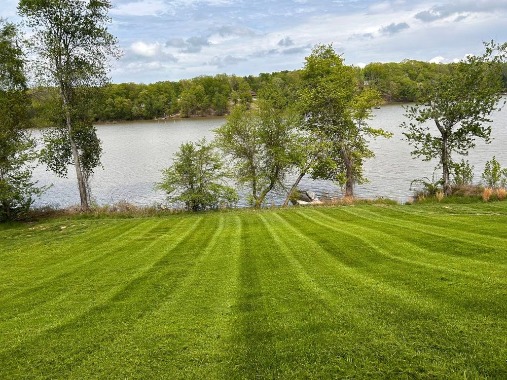 Lawn Care for Bailey’s Lawn Care & Dirt Service in Murray, KY