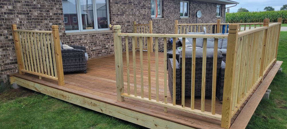 Fencing for Friedrich Fence in Sterling, IL