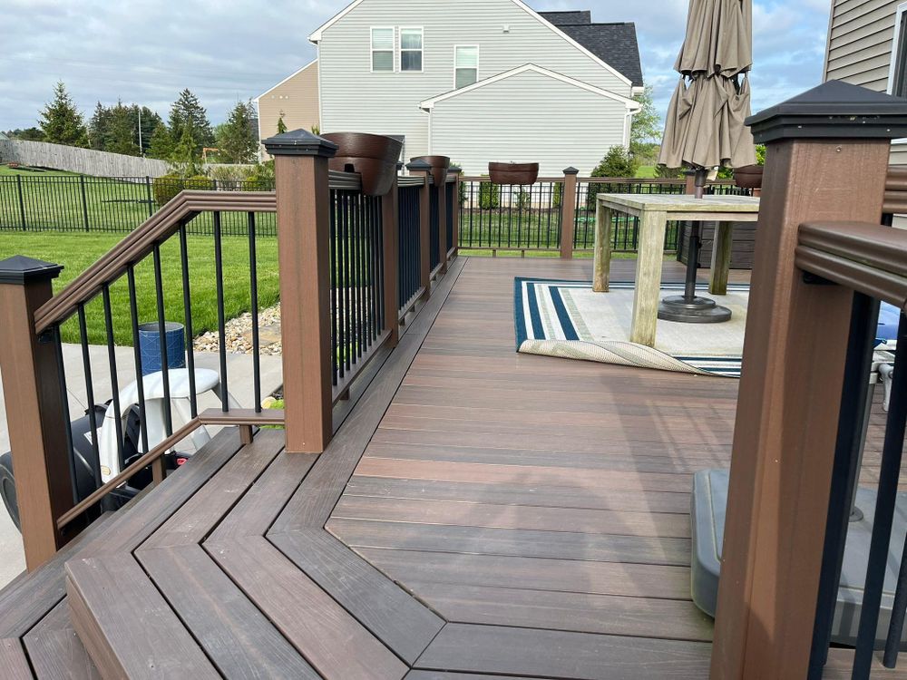 All Photos for Castle Fence and Deck LLC in Medina, OH