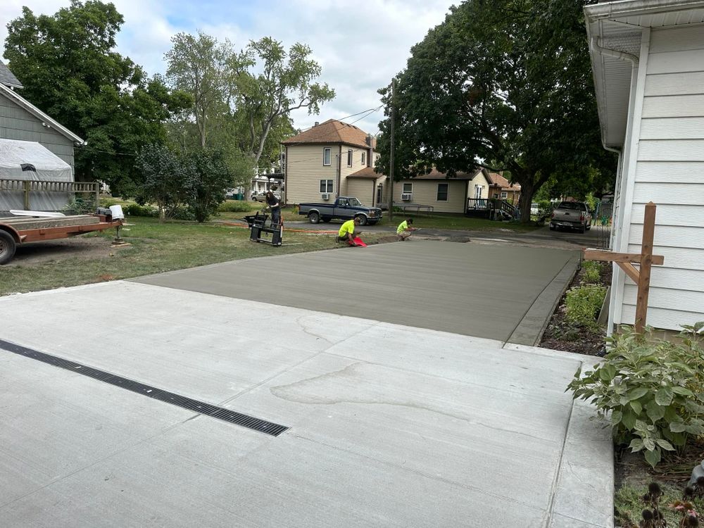  Concrete for Donahue Concrete in Streator, IL