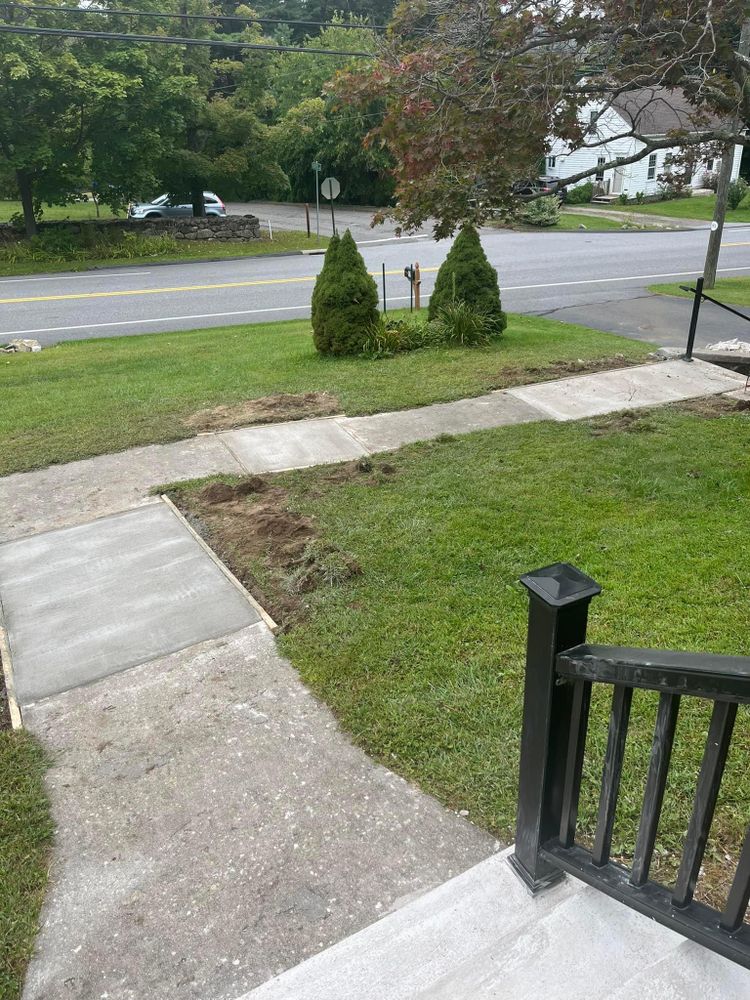 All Photos for Laura Mae Properties in Wolcott, CT