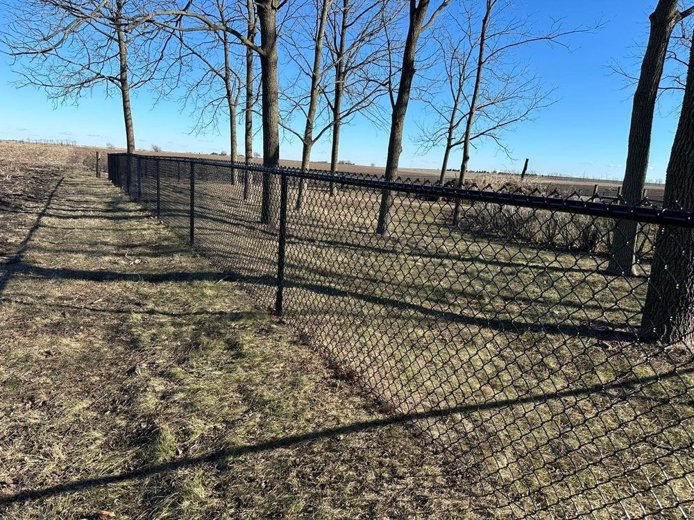 Fence Installation for Illinois Fence & outdoor co. in Kewanee, Illinois