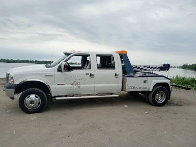 Wright's Choice Towing and Recovery team in Detroit, MI - people or person