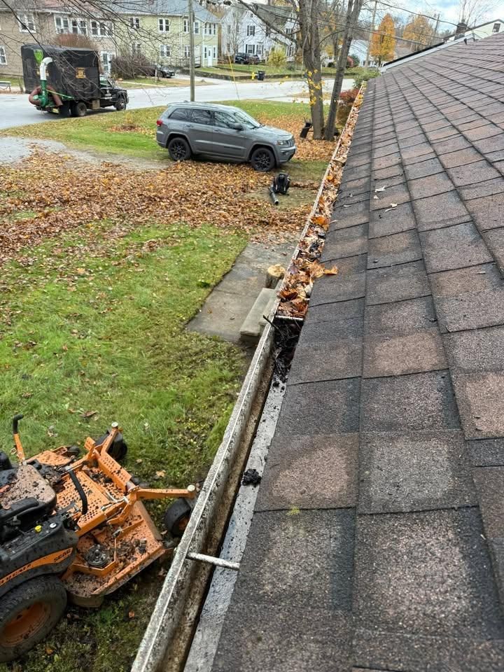 All Photos for Navedo’s Lawn Care LLC in Putnam, CT